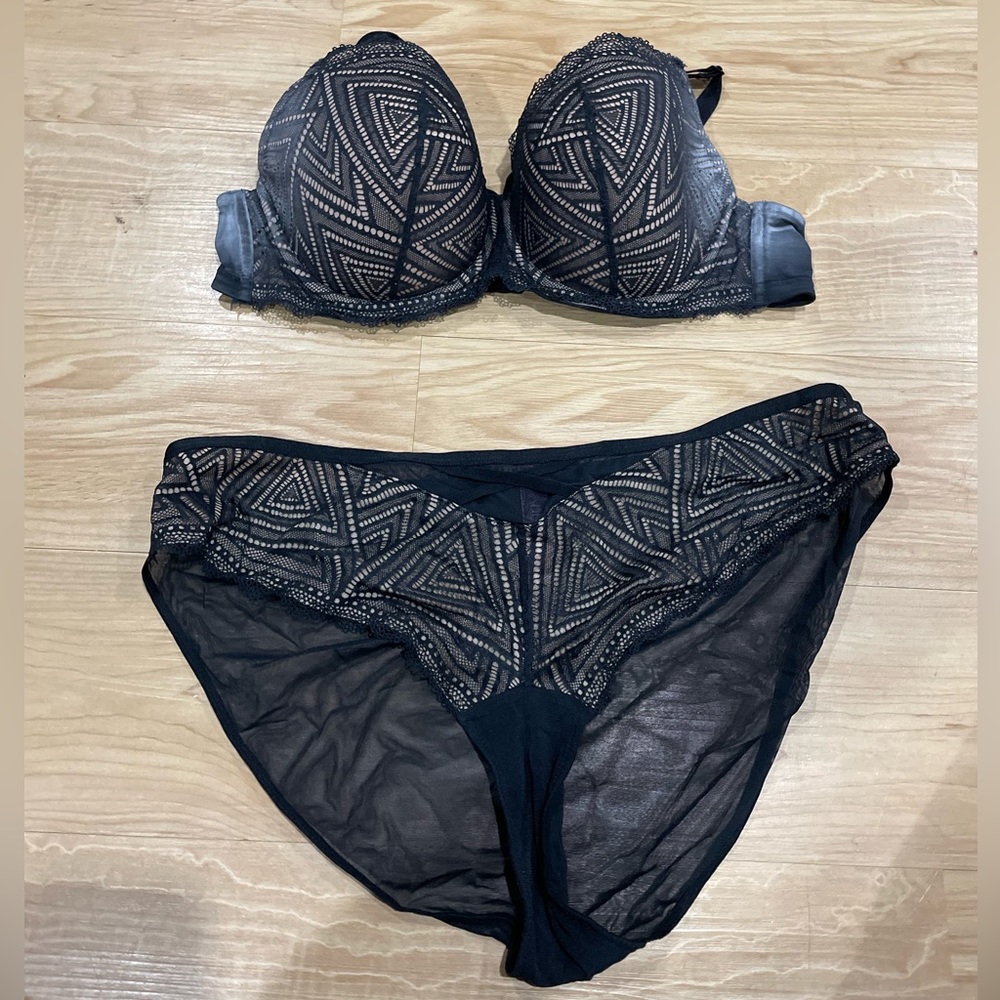 Adore Me Black Bra & Panty Set Size 40C